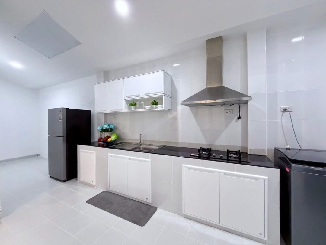 S__22478921_0 2-bedroom House at Chokchai 8 Village, East Pattaya