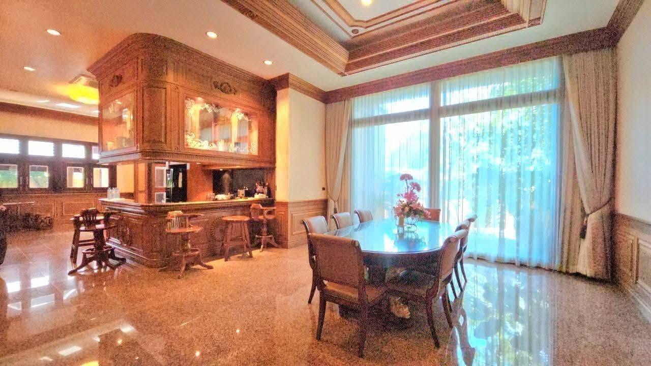 5-bedroom Luxury Mansion – Prime Location in Sriracha City
