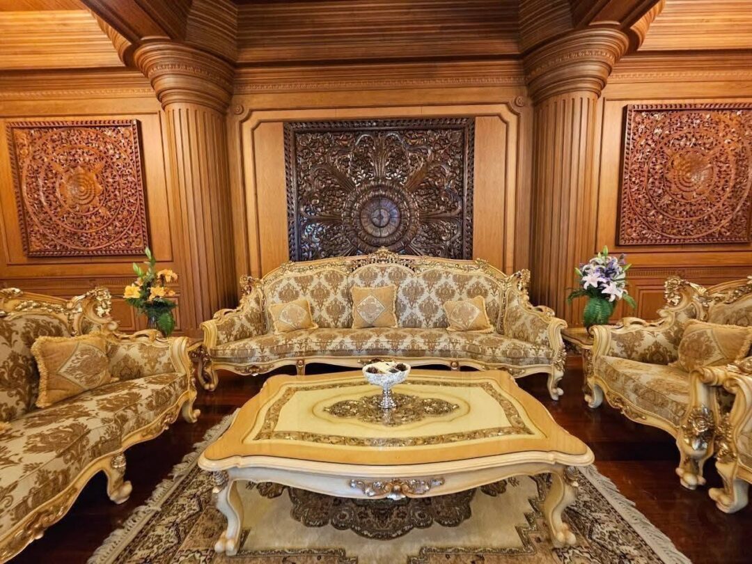 5-bedroom Luxury Mansion – Prime Location in Sriracha City