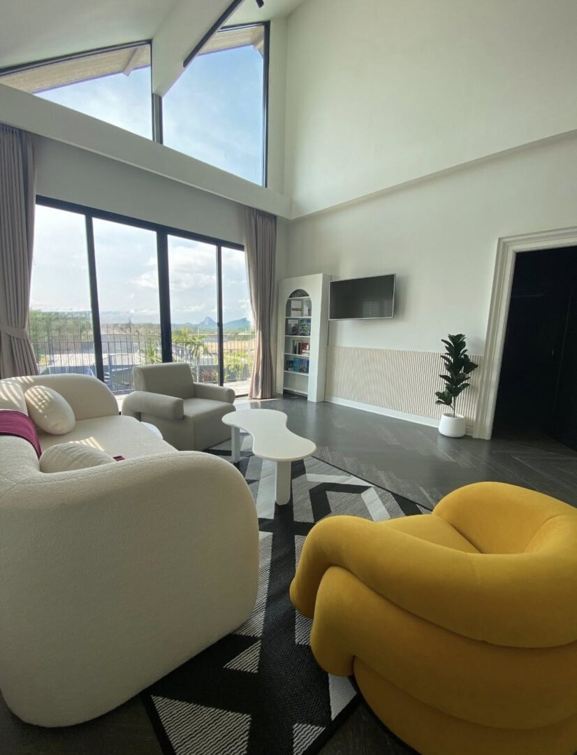 Pet-Friendly 4-bedroom Pool Villa in Huay Yai, Pattaya
