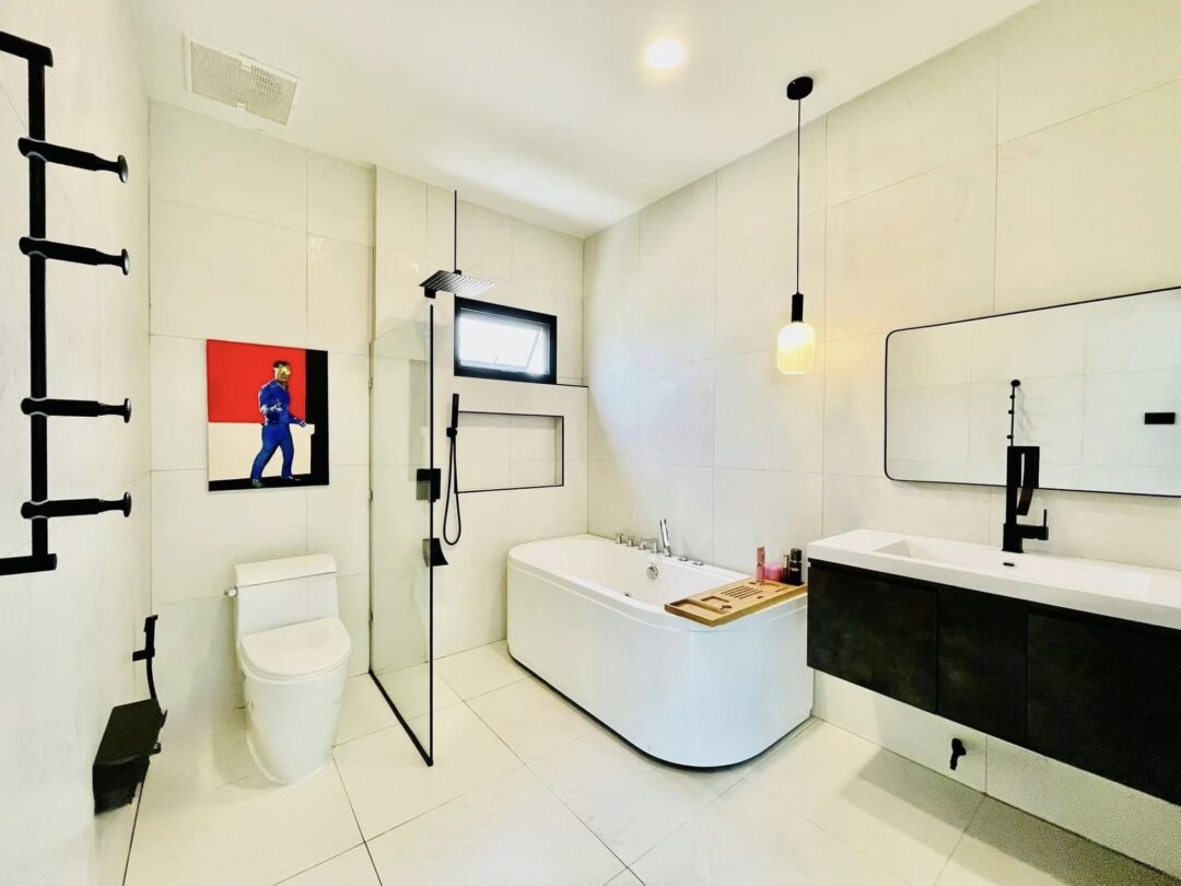 Pet-Friendly 4-bedroom Pool Villa in Huay Yai, Pattaya