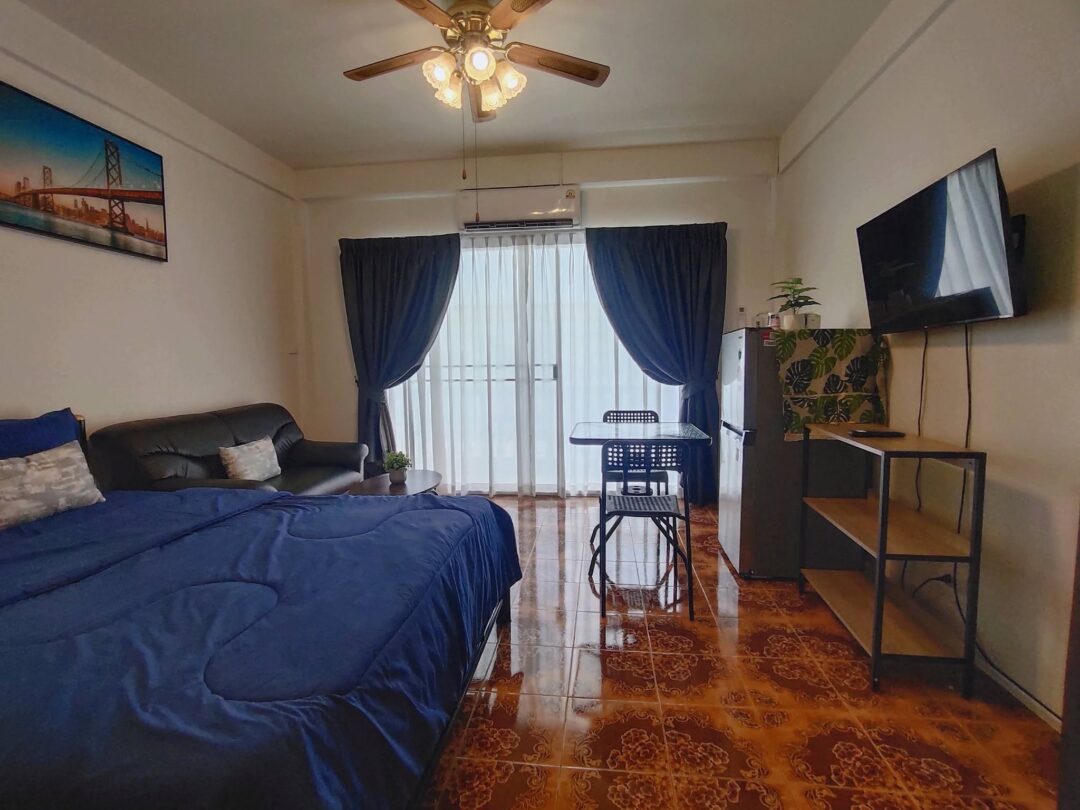706971644_3369372819905966_4697648961848353020_n Pool View Studio unit Condo at The Majestic Jomtien