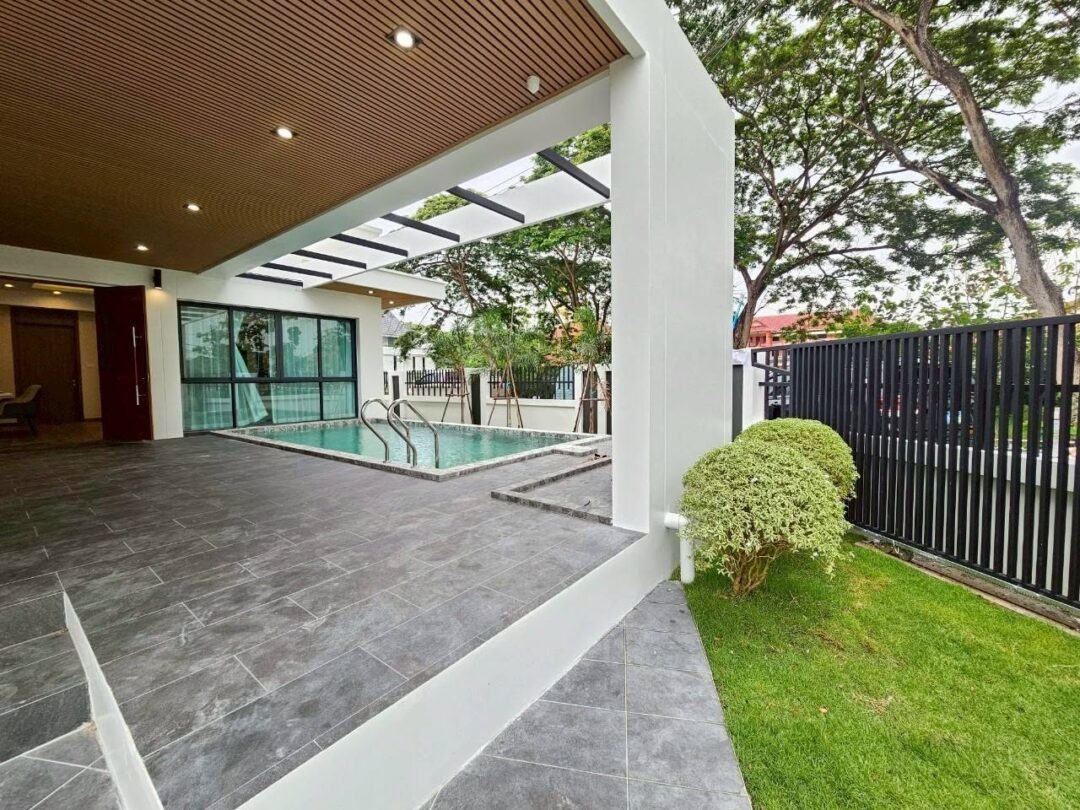 710756166_27513749444916179_836668454498489291_n 4-bedroom Pool Villa-Only 1.5 km from Jomtien Beach