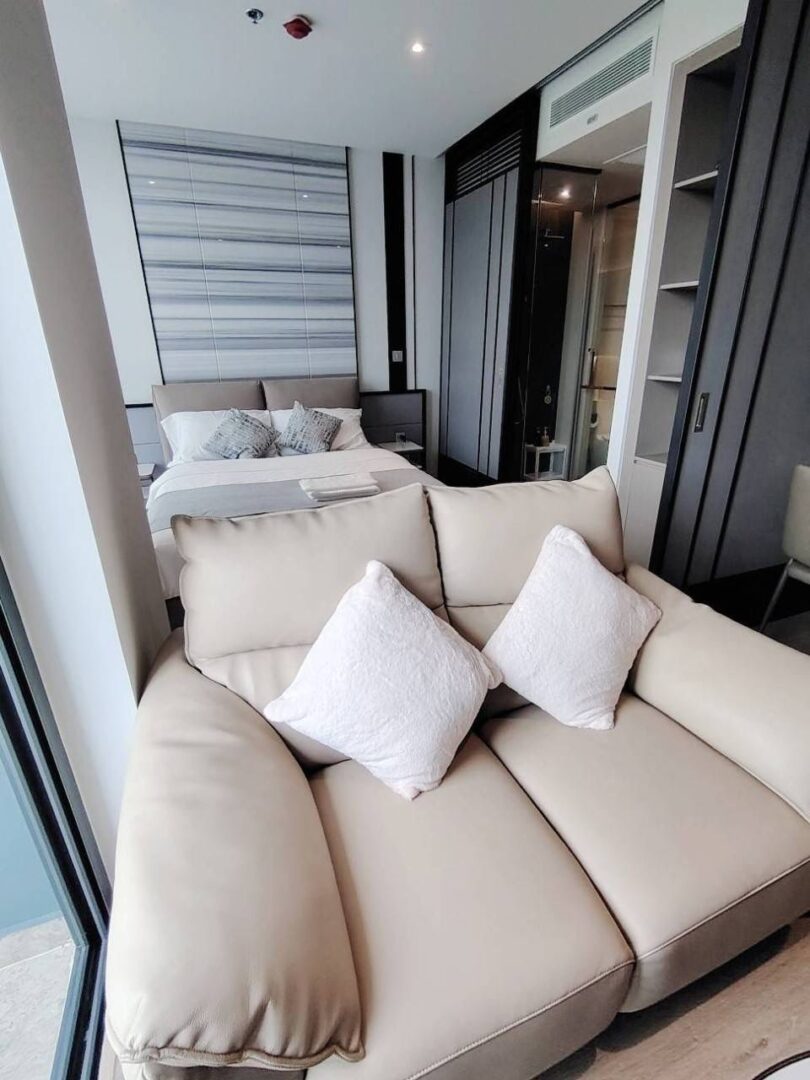 1-bedroom Condo at Andromeda, Pratumnak