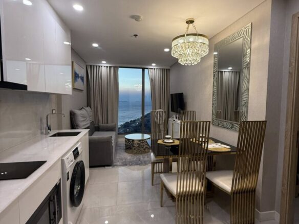 Sea View 1-bedroom Condo at Copacabana Beach Jomtien