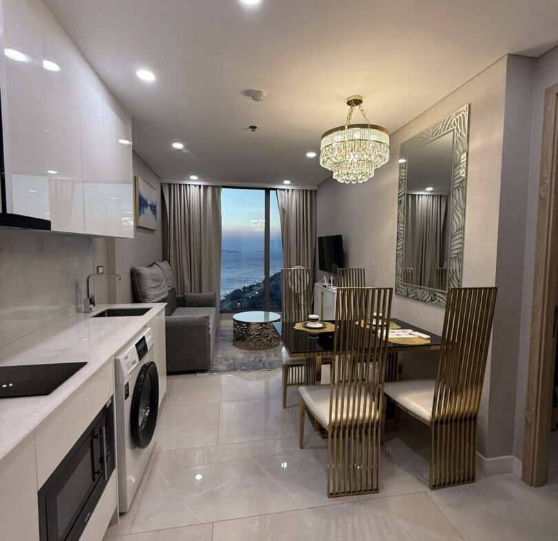 Sea View 1-bedroom Condo at Copacabana Beach Jomtien