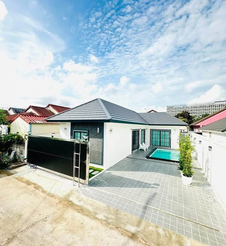 3-bedroom Pool Villa in Green Ville, East Pattaya