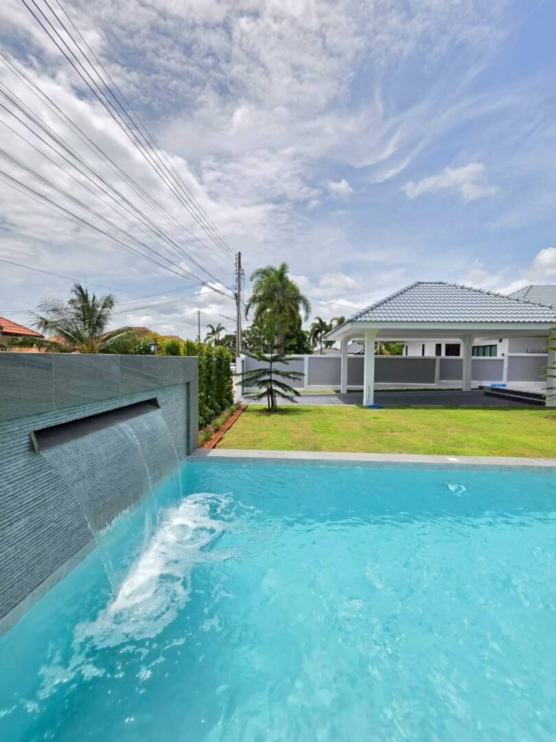 715512018_27606599722297817_8609540746329535162_n 4-bedroomLuxury Pool Villa – Mabprachan Lake, East Pattaya