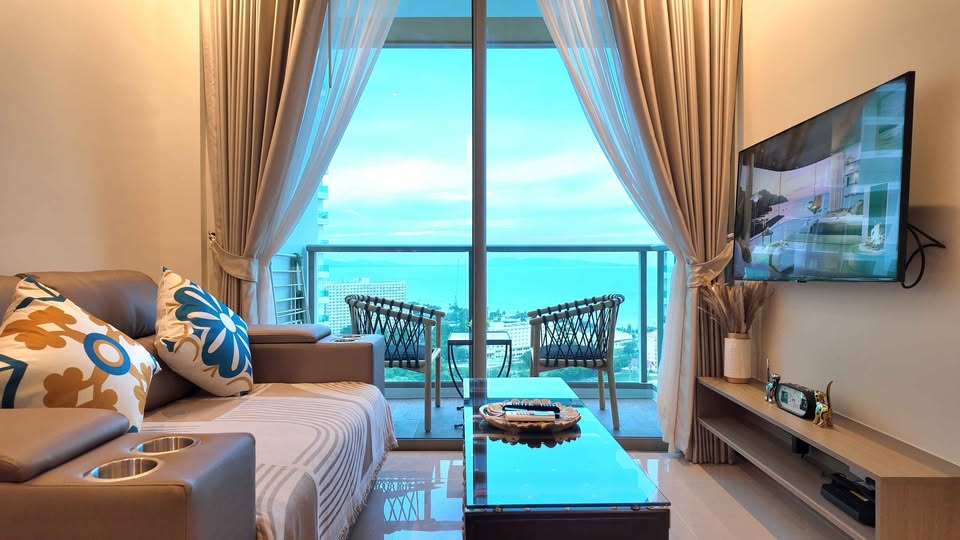 1-bedroom Luxury Sea View Condo in Jomtien at The Riviera Ocean Drive