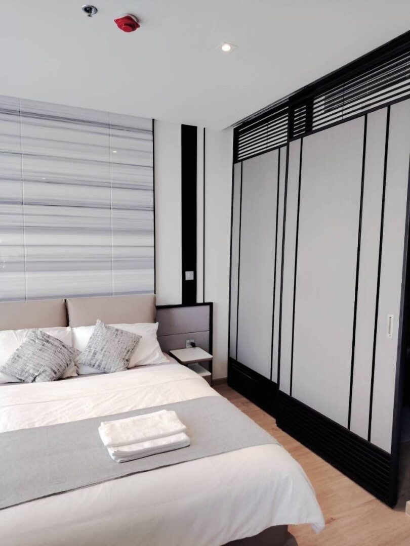 1-bedroom Condo at Andromeda, Pratumnak