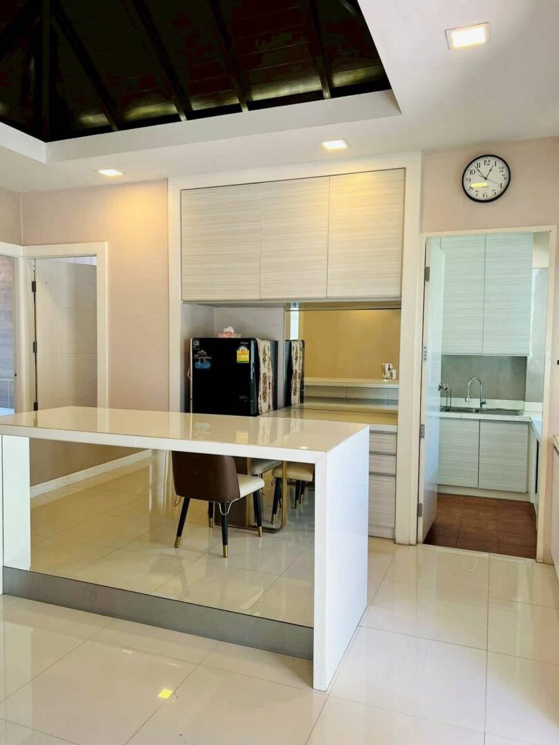 716370570_122295901718070208_2006241376419334299_n 3-bedroom Single House at Sirisa16, East Pattaya