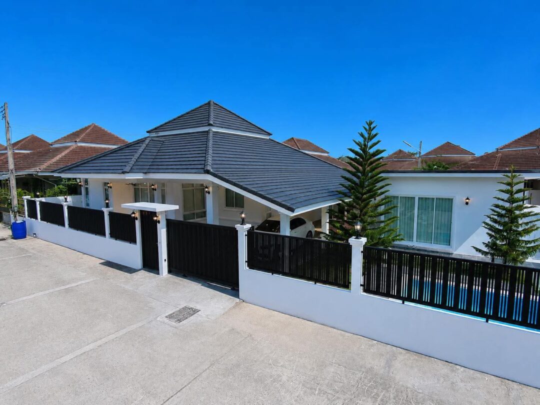 4-bedroom Pool Villa – Chokchai Village 10, East Pattaya