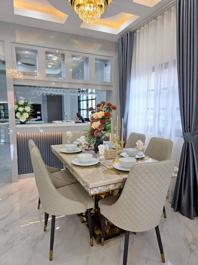 716590732_27606579768966479_7861792104681411642_n 4-bedroomLuxury Pool Villa – Mabprachan Lake, East Pattaya