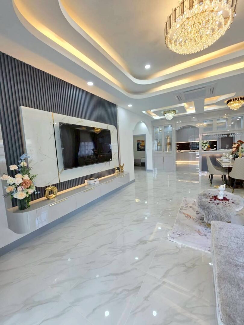 716610653_27606597362298053_1536006479322311647_n 4-bedroomLuxury Pool Villa – Mabprachan Lake, East Pattaya