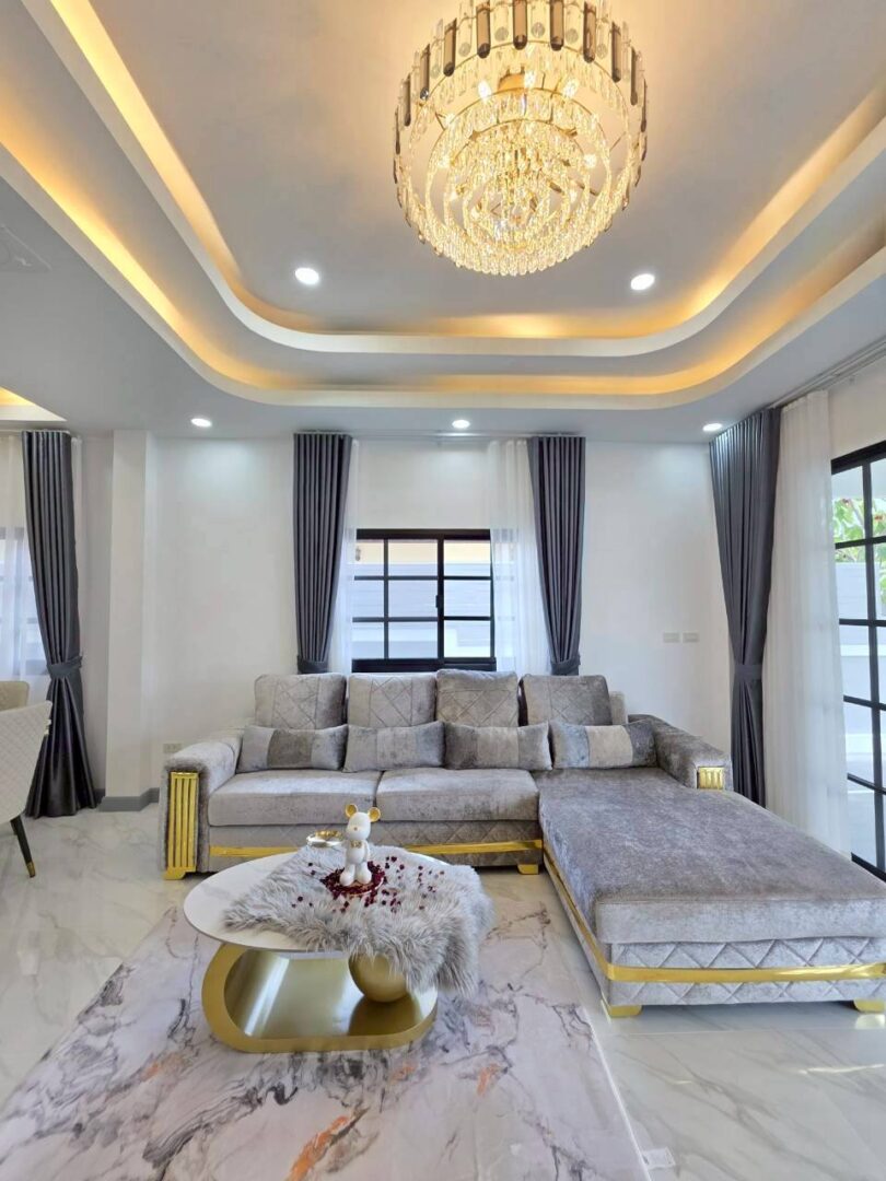 716746971_27606596412298148_1435163537791034685_n 4-bedroomLuxury Pool Villa – Mabprachan Lake, East Pattaya