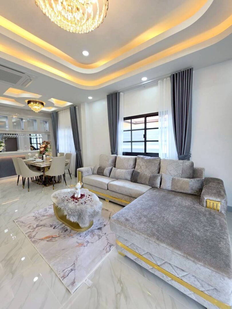 716788349_27606595795631543_1680473478842250733_n 4-bedroomLuxury Pool Villa – Mabprachan Lake, East Pattaya
