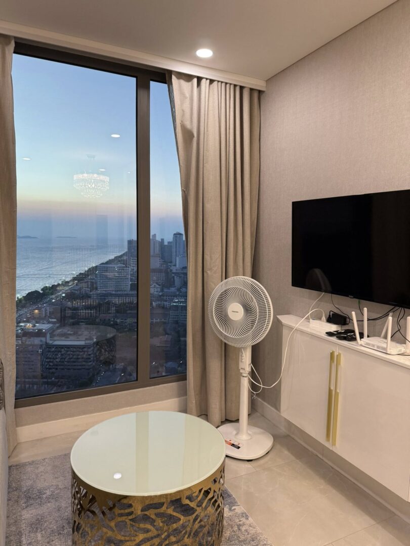 Sea View 1-bedroom Condo at Copacabana Beach Jomtien