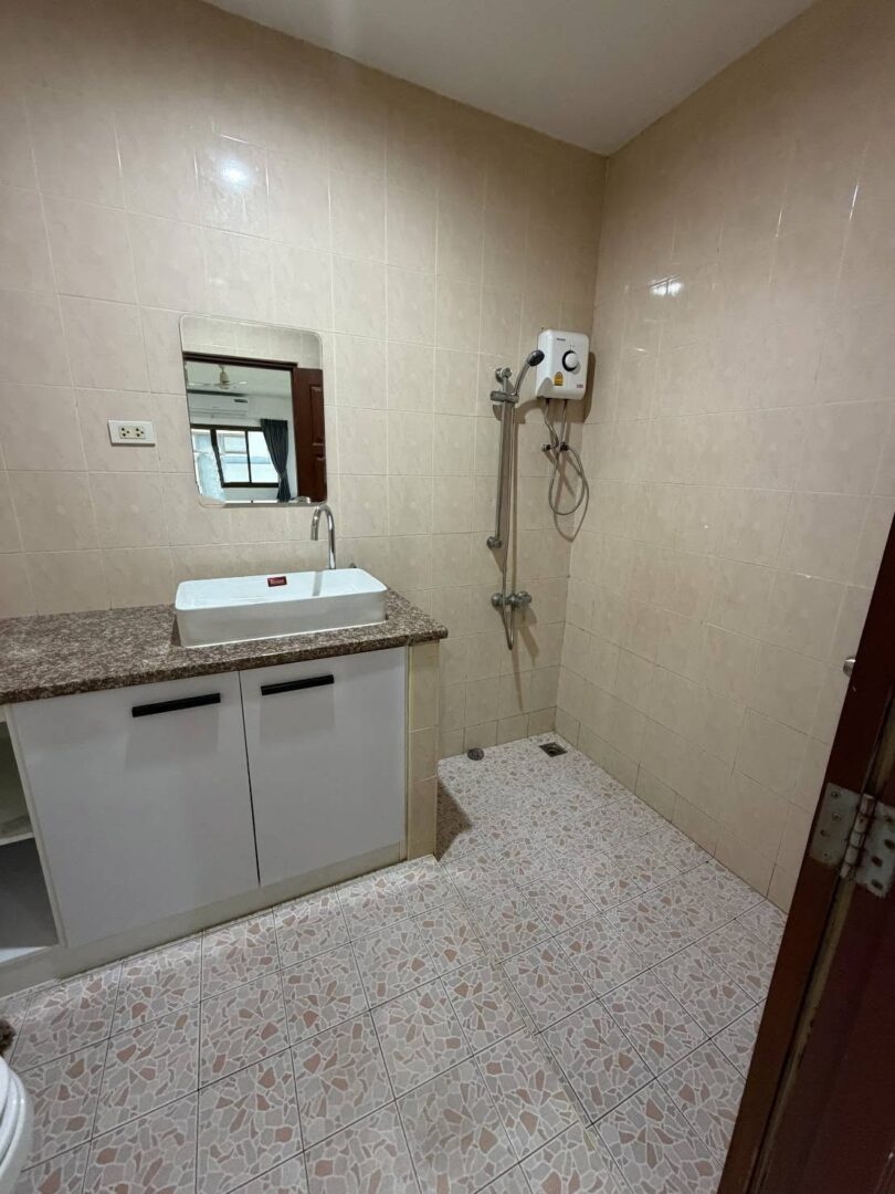 718399407_2072613736980901_3529280562008281778_n 3-bedroom Pool Villa in Jomtien, Pattaya