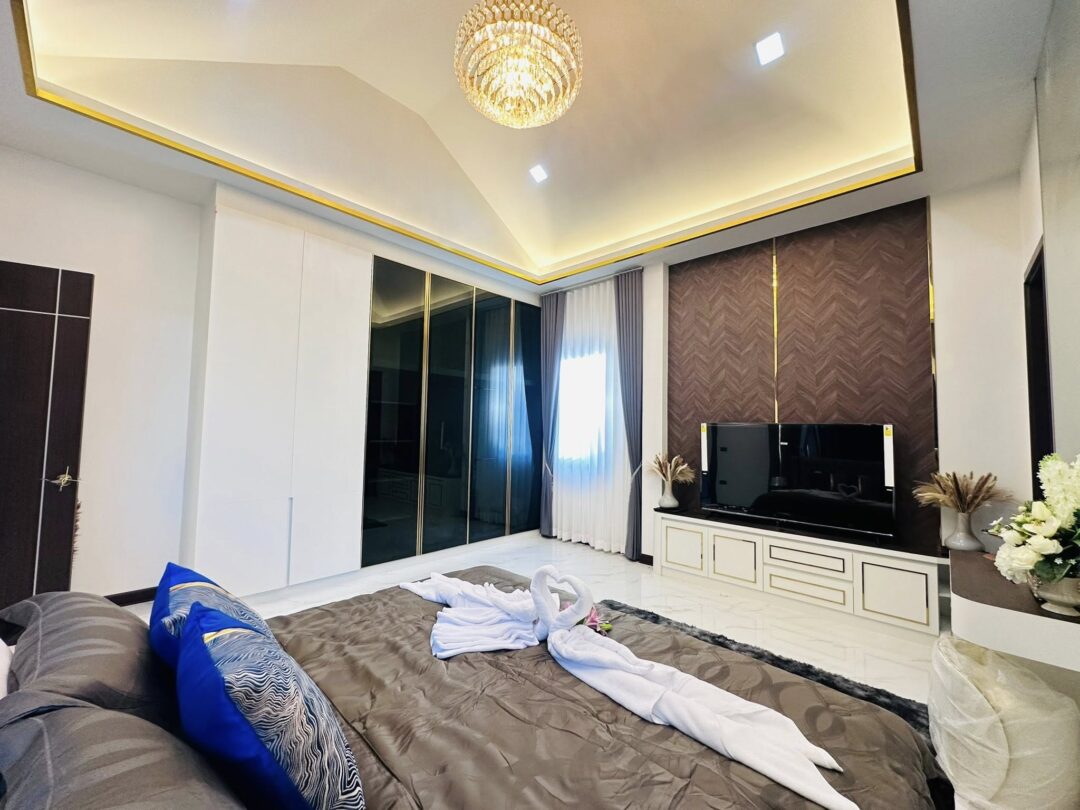 719136031_122116147377264368_1658069606656502989_n 3 bedroom House with Private Pool in Pong, Near Mabprachan Lake