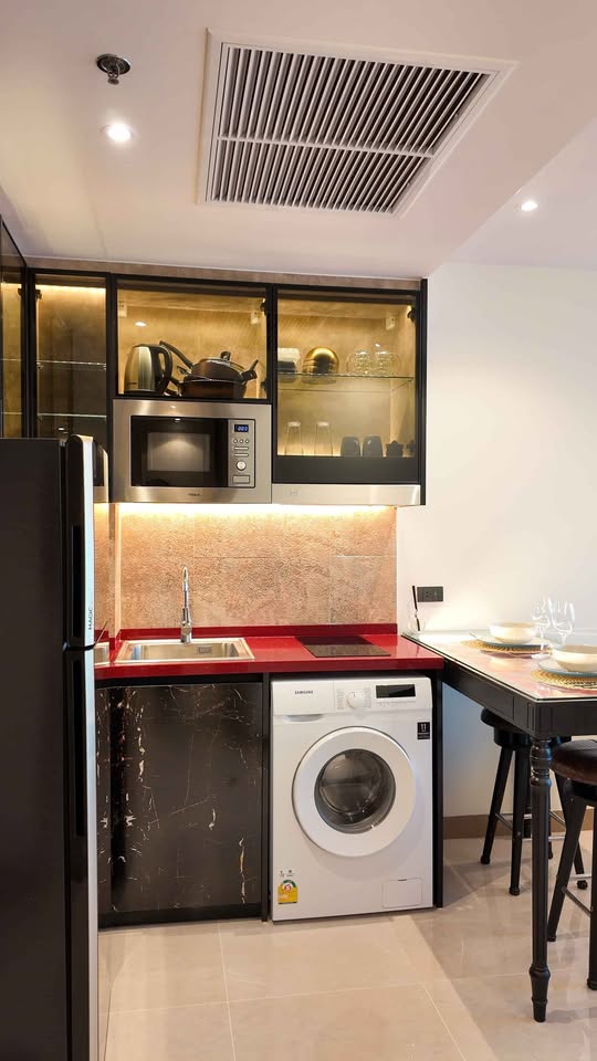 1-bedroom Luxury Sea View Condo in Jomtien at The Riviera Ocean Drive
