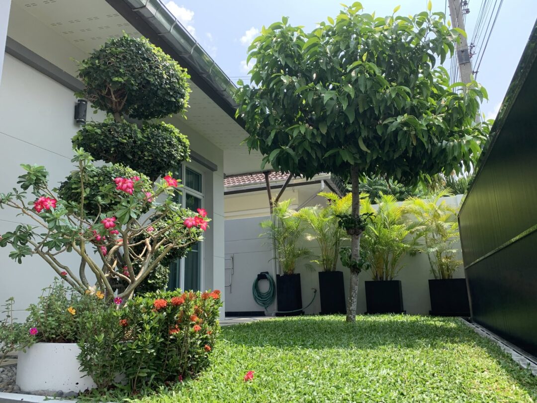3-bedroom Pool Villa at Panalee Banna Village, Huay Yai
