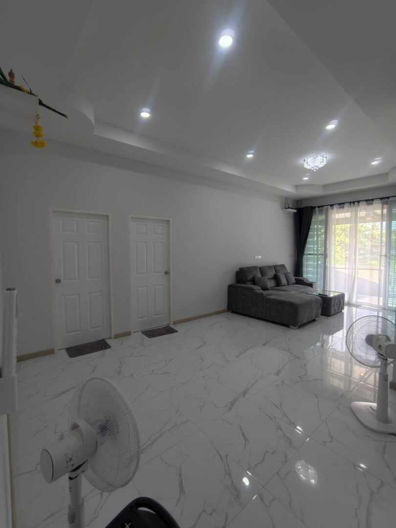 723999795_2853838321657922_7916307763014969815_n 3-bedroom House in Nong Pla Lai, Pattaya