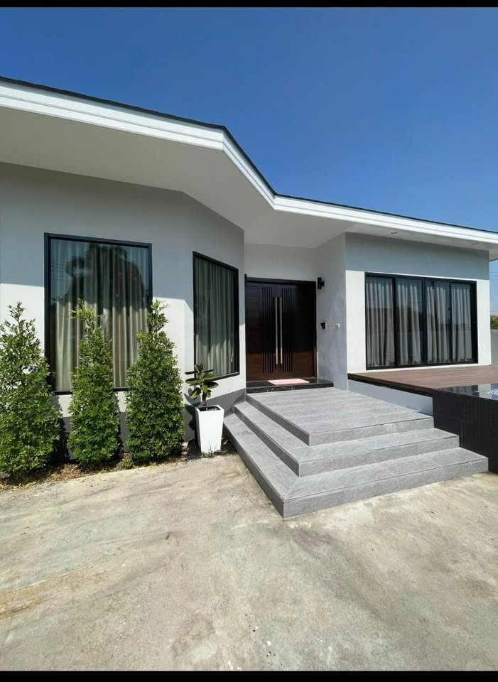 2-bedroom Classic-Style Pool Villa at Pattaya Land and House, East Pattaya