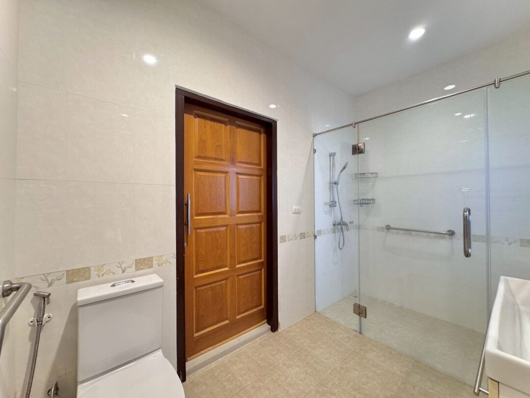 3-bedroom Single House at Baan Panalee Thungkha, Hauy Yai