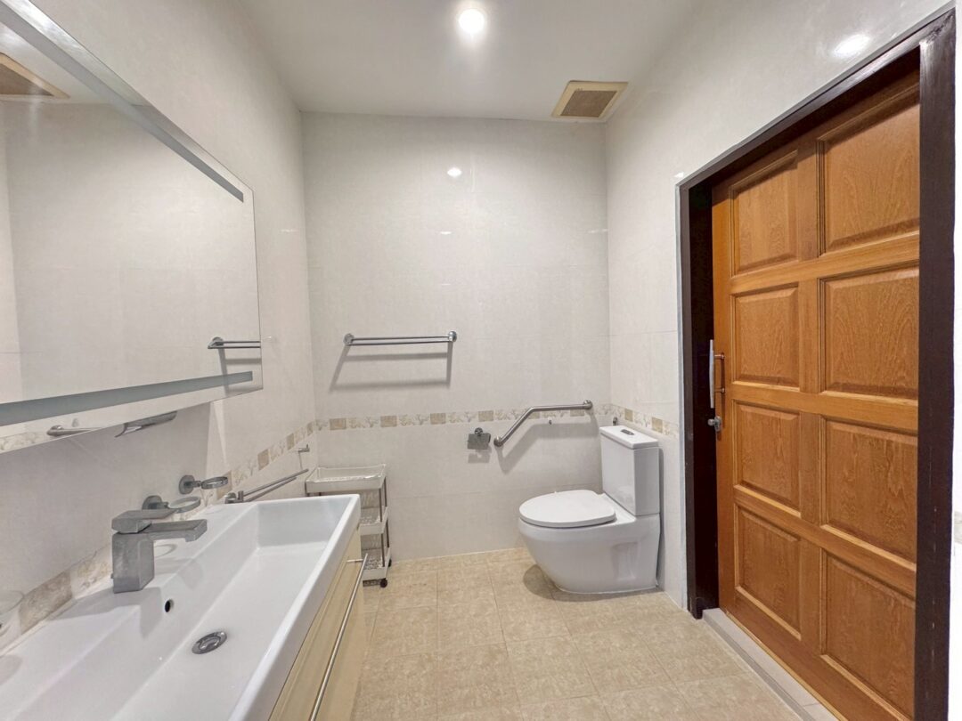3-bedroom Single House at Baan Panalee Thungkha, Hauy Yai