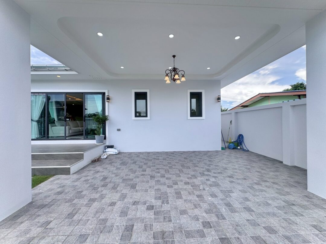 3-bedroom Pool Villa in Huay Yai