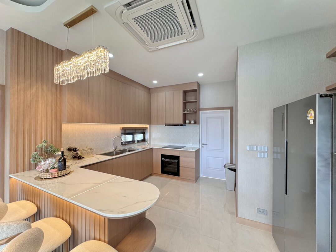3-bedroom Pool Villa in Huay Yai