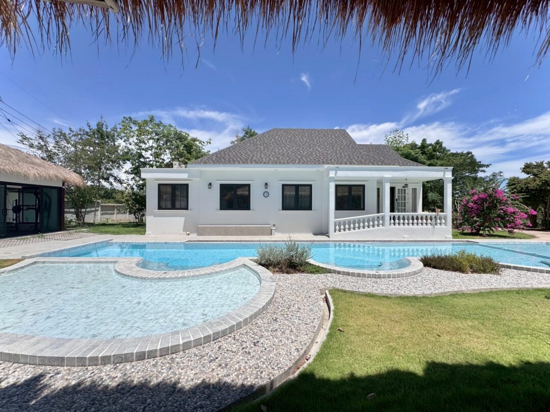 4-bedroom Standalone Pool Villa in Hauy Yai
