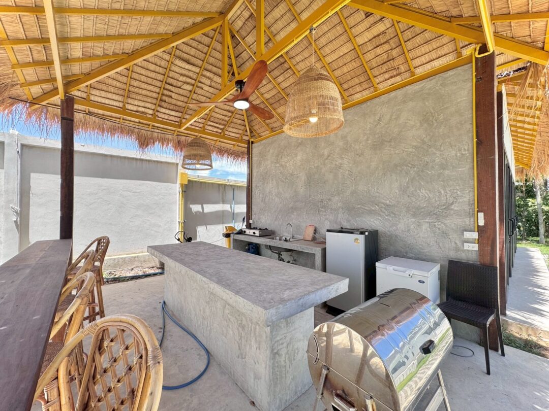 4-bedroom Standalone Pool Villa in Hauy Yai
