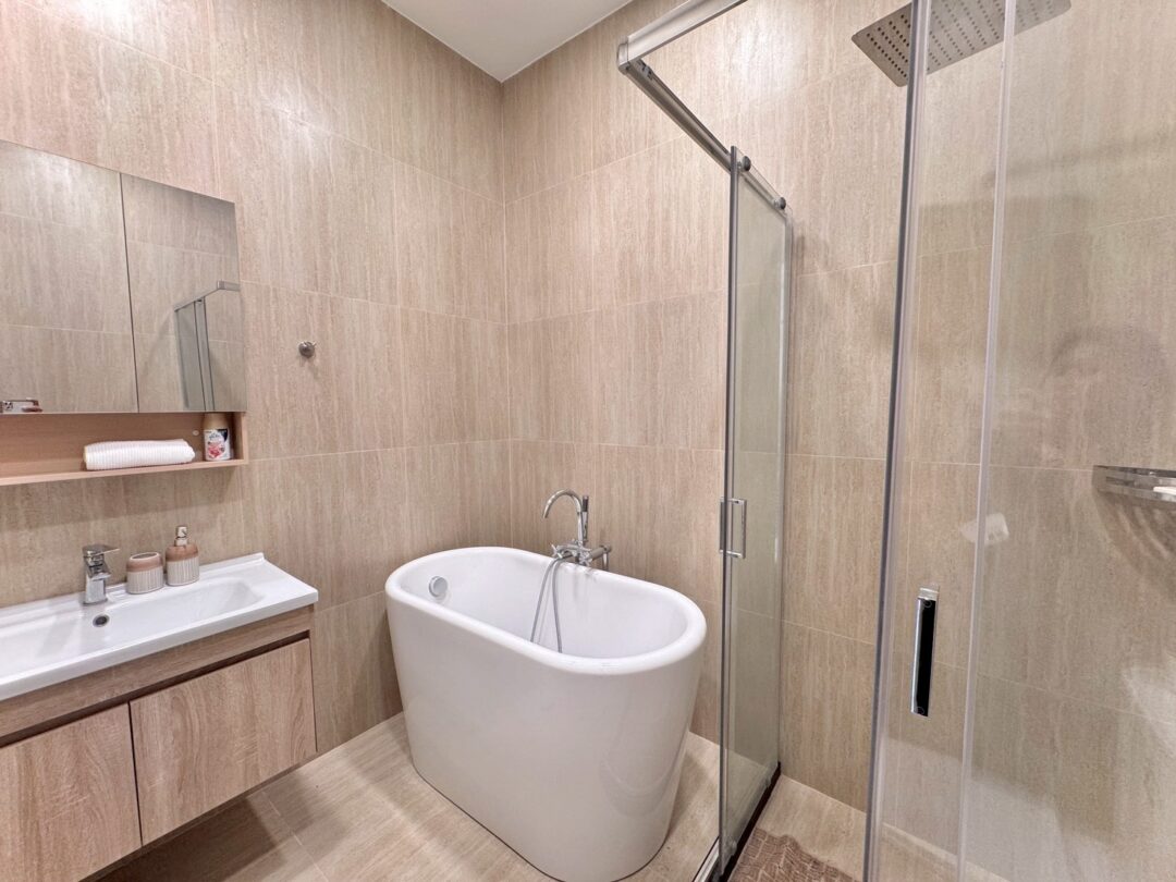 4-bedroom Standalone Pool Villa in Hauy Yai