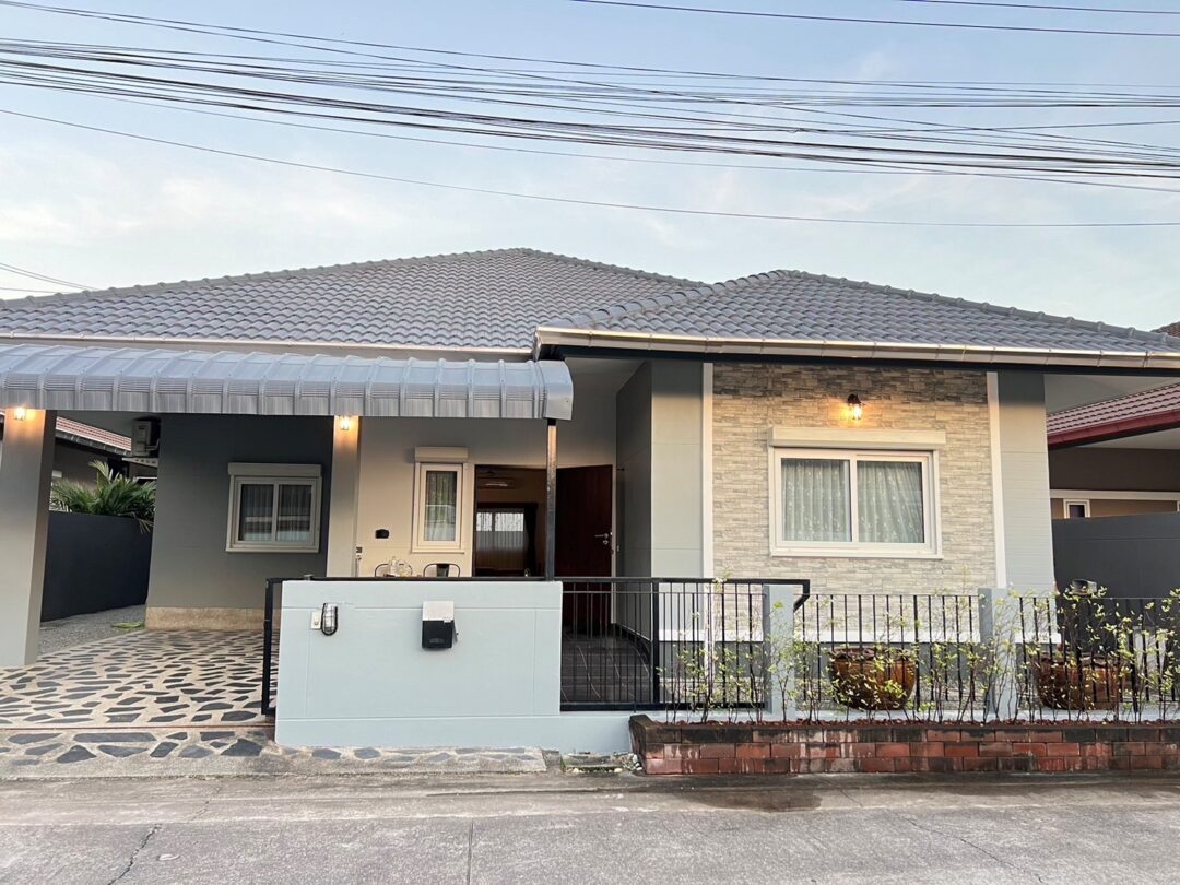 3-bedroom House at Baan Panalee Thungkha, Huay Yai