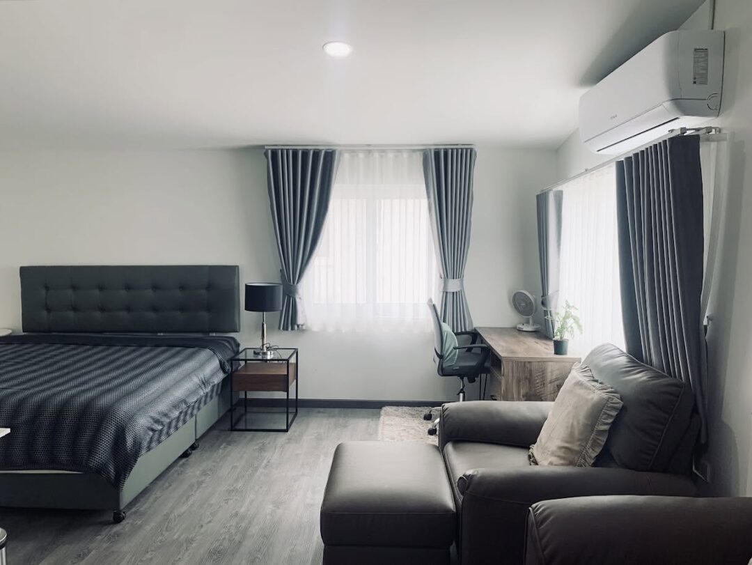 615439463_888263250568009_1845171988927851392_n 3-bedroom Pool Villa in Uraiwan Park View Village, Solar-Powered, East Pattaya