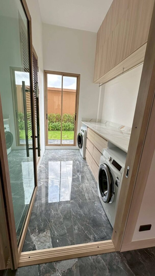 649169190_26687898690801801_7563368476597269881_n 4-bedroom Luxury Pool Villa at Baan Mae Bibury, East Pattaya