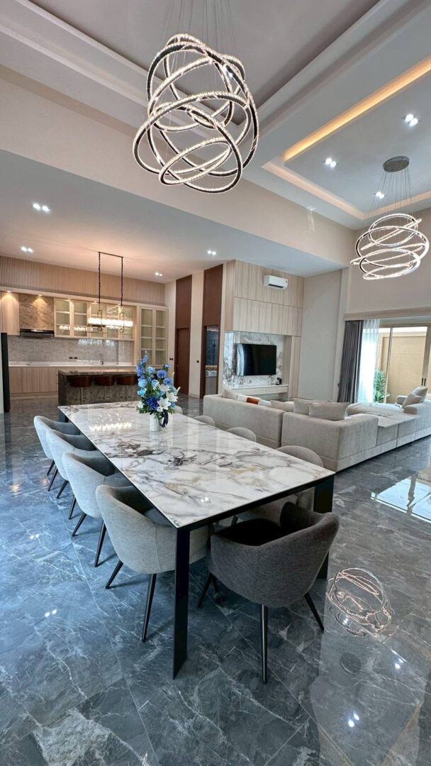 649333618_26687898817468455_8839041601231022888_n 4-bedroom Luxury Pool Villa at Baan Mae Bibury, East Pattaya