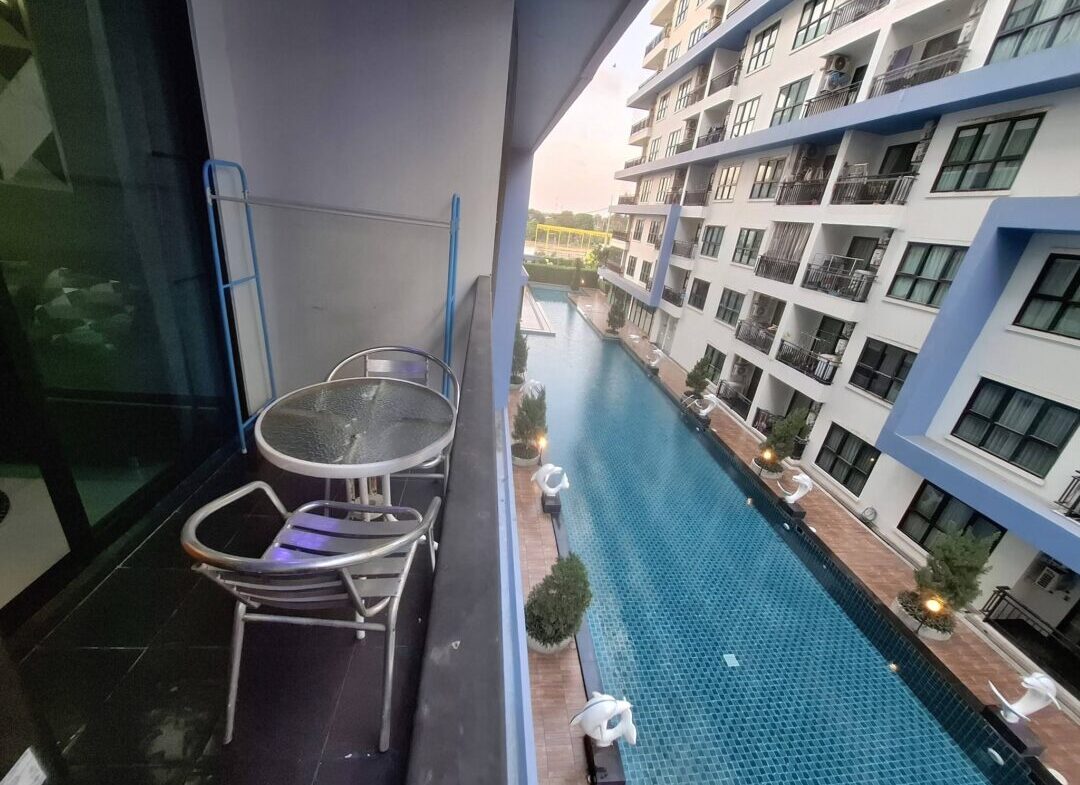 1-bedroom Pool View at The Blue Residence Pattaya, Sukhumvit Rd.