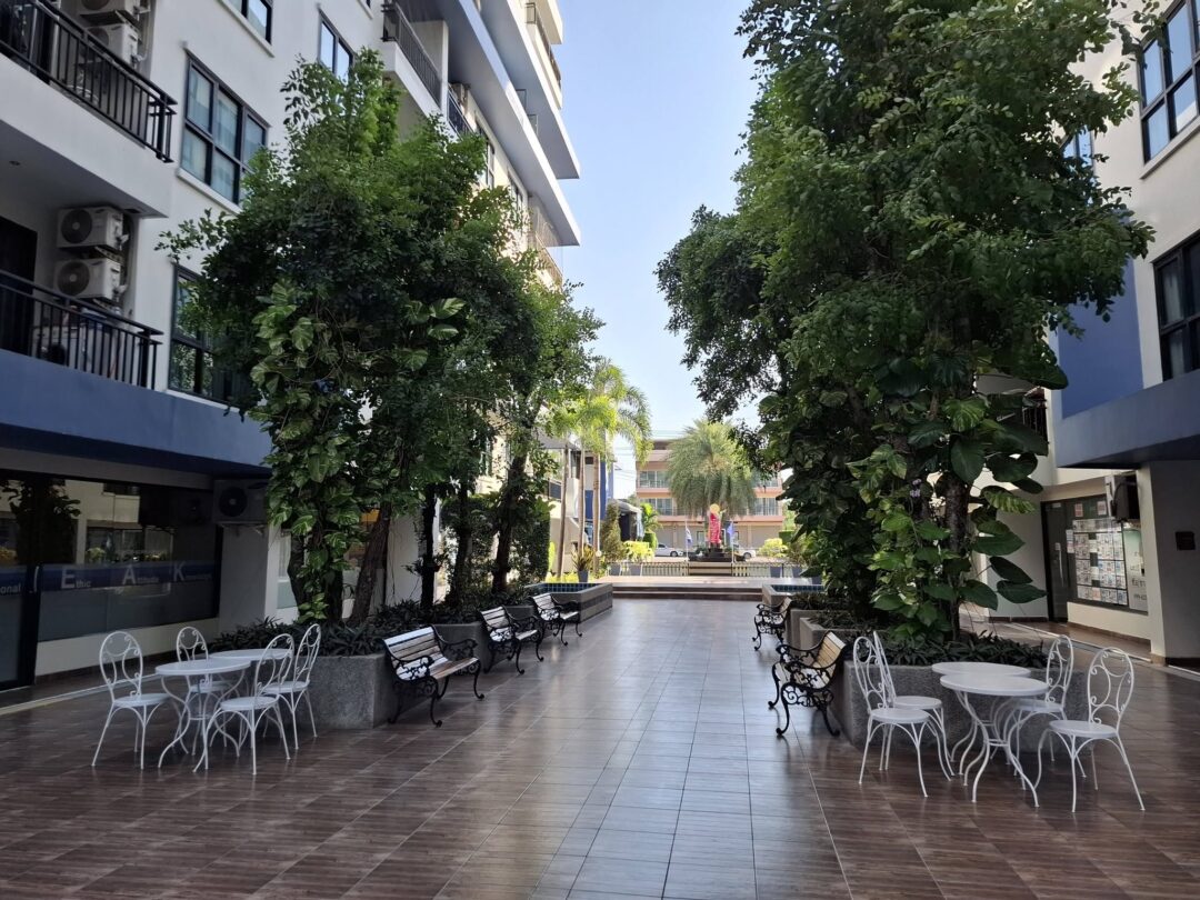 1-bedroom Pool View at The Blue Residence Pattaya, Sukhumvit Rd.