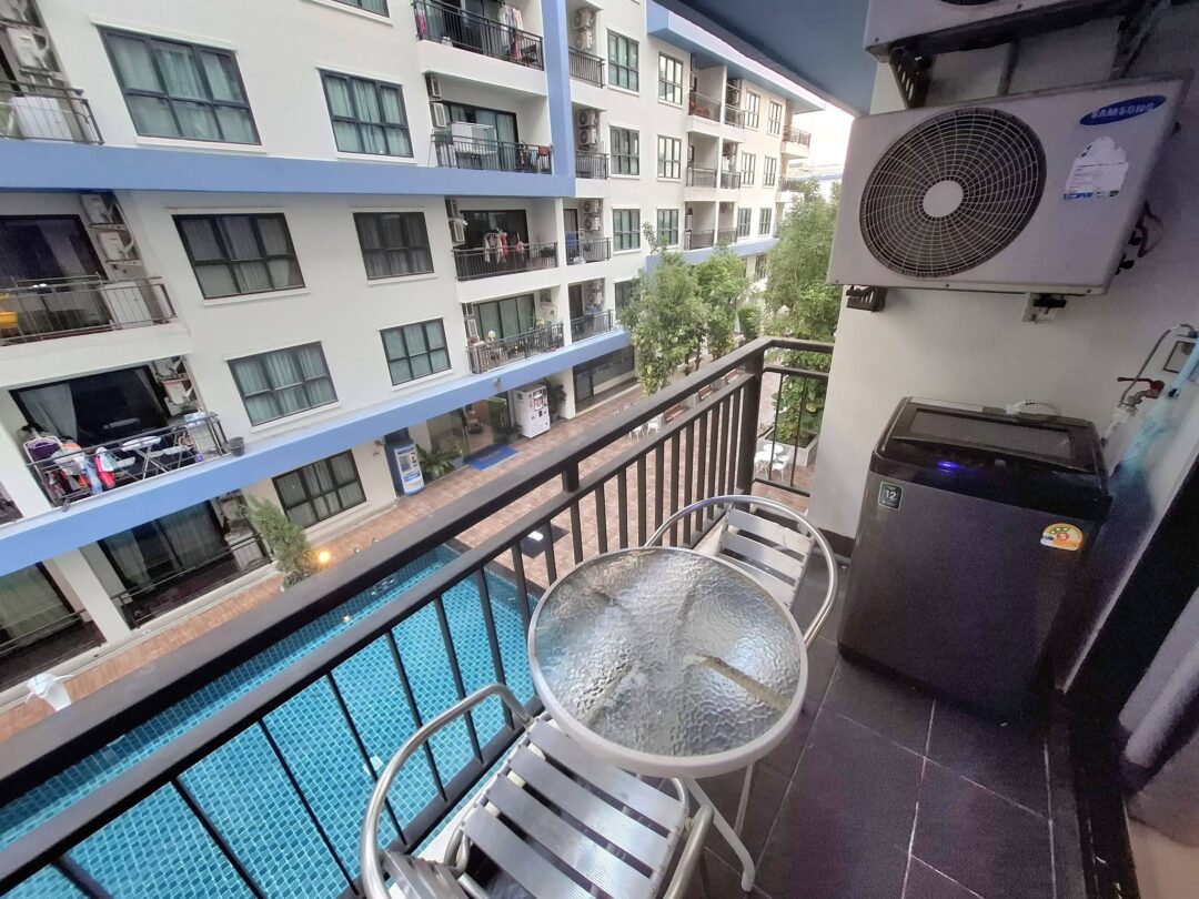 1-bedroom Pool View at The Blue Residence Pattaya, Sukhumvit Rd.