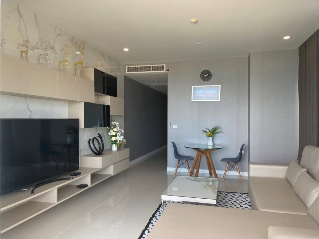 739276547_27427549613560571_4856667813151649733_n 2-bedroom Sea View Luxury Beachfront Condo at Mövenpick White Sand Beach Pattaya