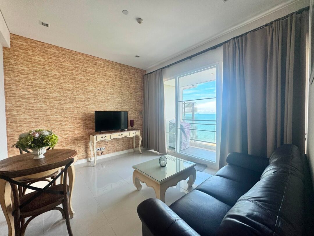 Pet Friendly 1-bedroom at Reflection Jomtien Beach Pattaya