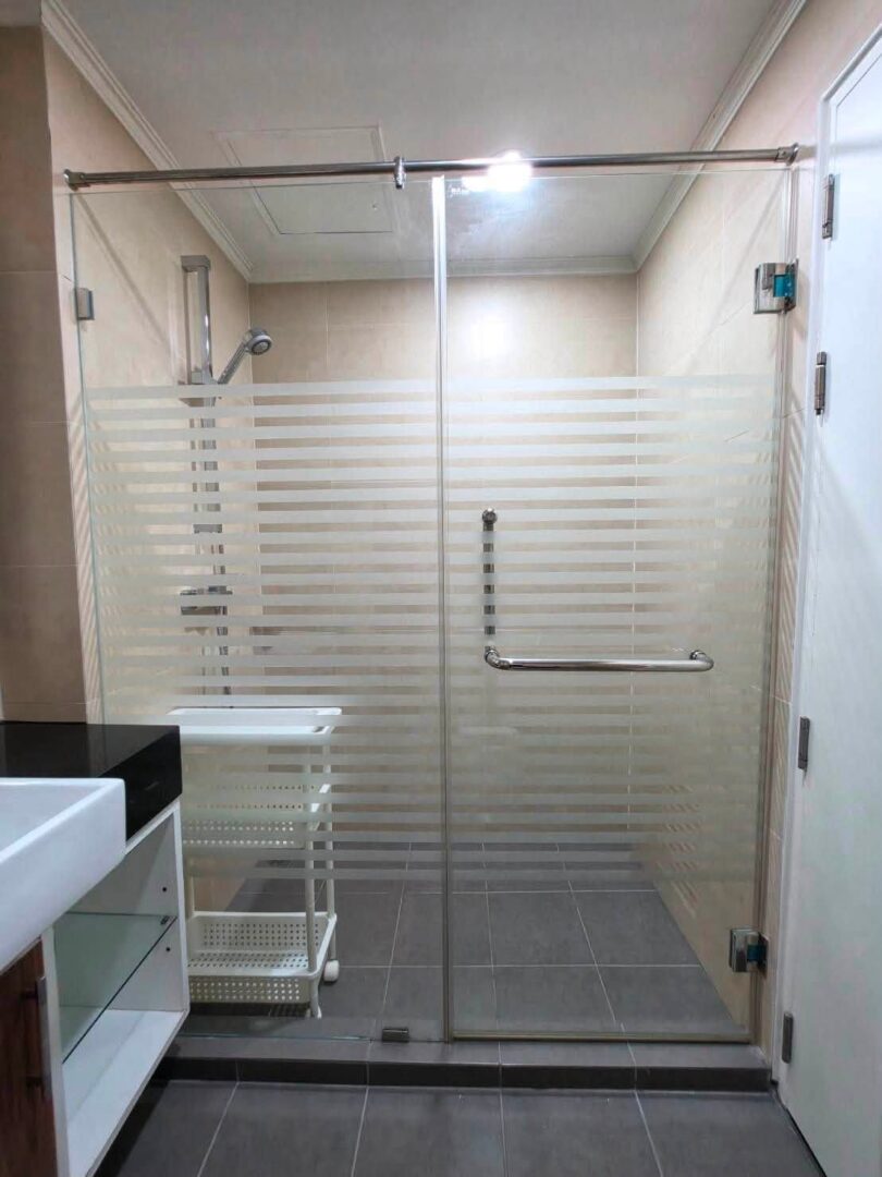 752561475_27760554926908845_8296493612674806097_n 2-bedroom at Dusit Grand Park 1, Corner Unit with Pool View