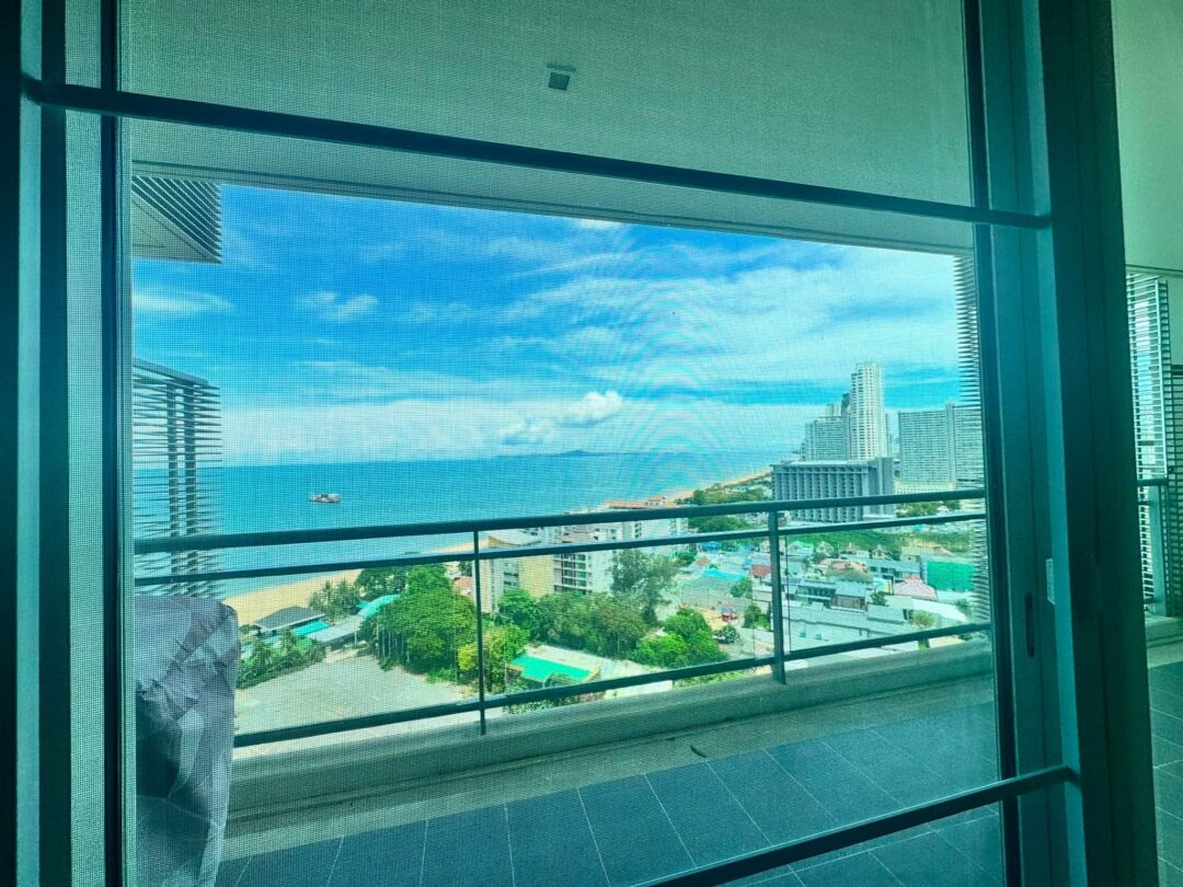 Pet Friendly 1-bedroom at Reflection Jomtien Beach Pattaya