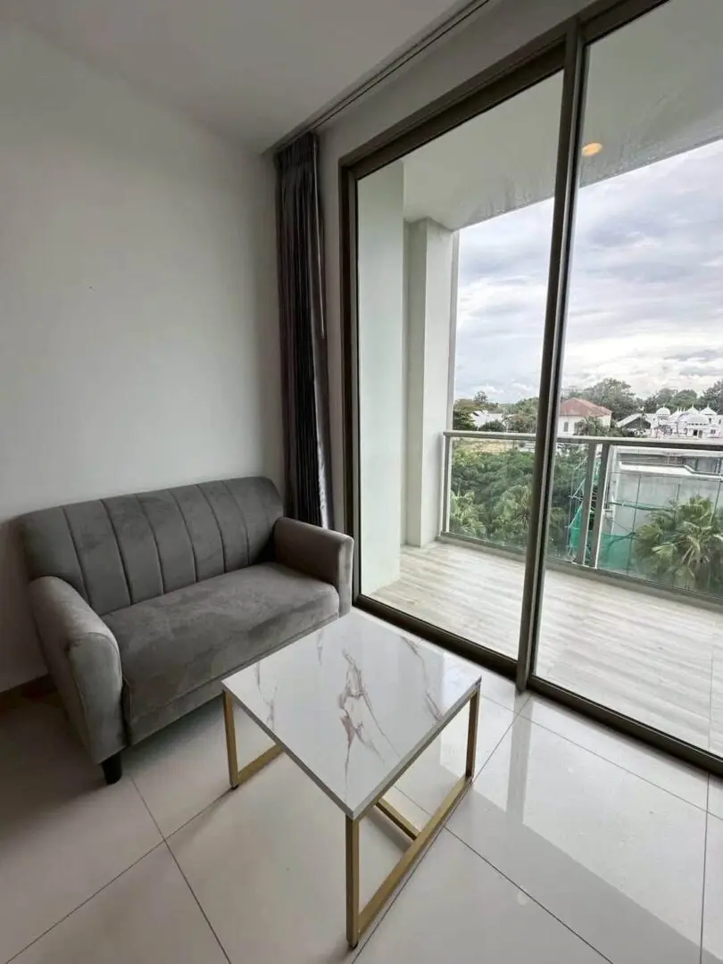 1 bedroom condo at The Riviera Wongamat Beach