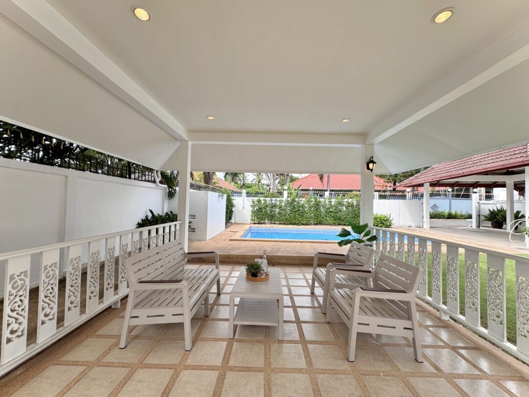 LINE_ALBUM_5-10 Pong ซ.มาบประชันล่าง 3_260714_12 3-bedroom Pool Villa at Cherry Blossom Residence 1, East Pattaya