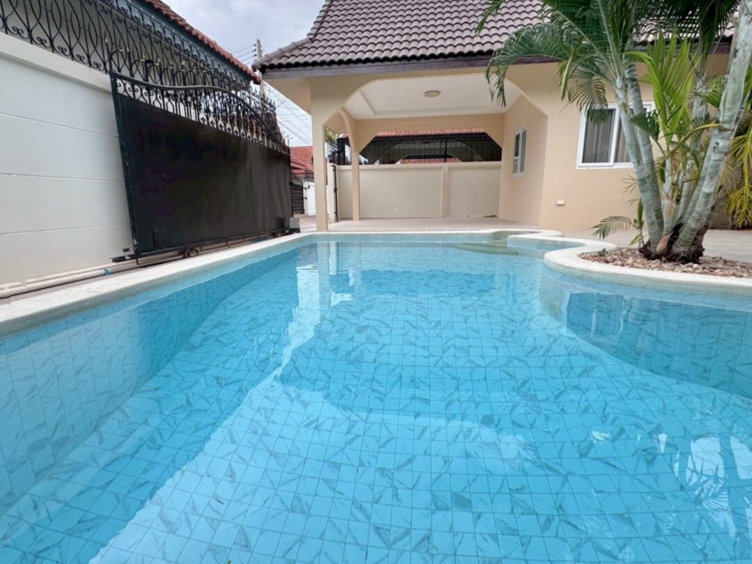 3-bedroom Pool Villa at Park View, East Pattaya