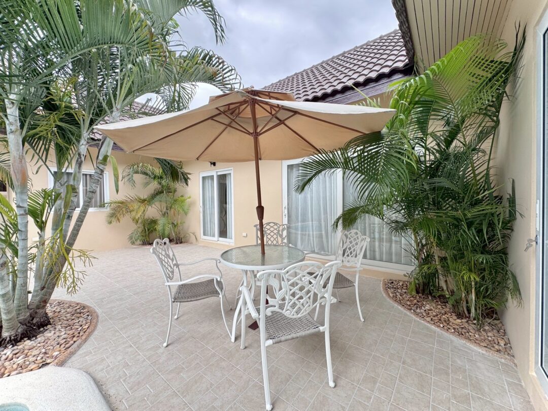 3-bedroom Pool Villa at Park View, East Pattaya