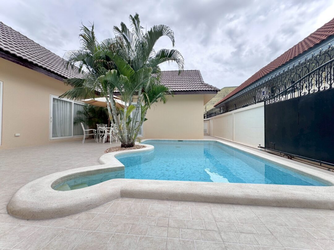 3-bedroom Pool Villa at Park View, East Pattaya